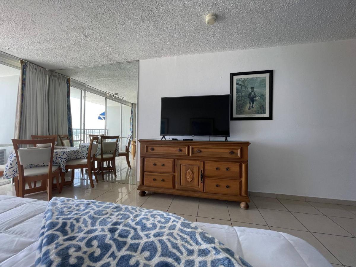 Tropical Studio At The Beach In Isla Verde San Juan Bagian luar foto